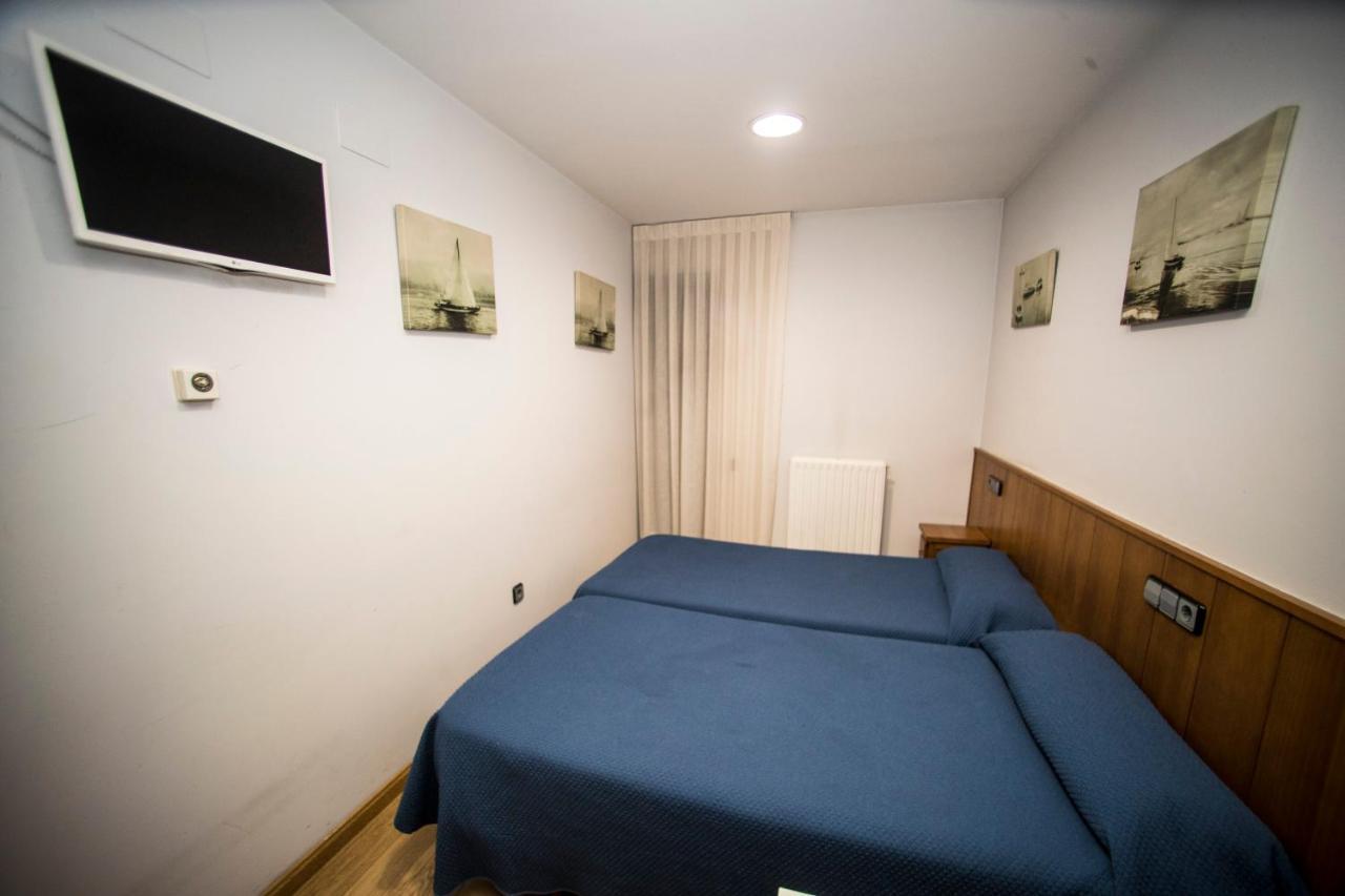 Hostal Caballeros Σορία Εξωτερικό φωτογραφία
