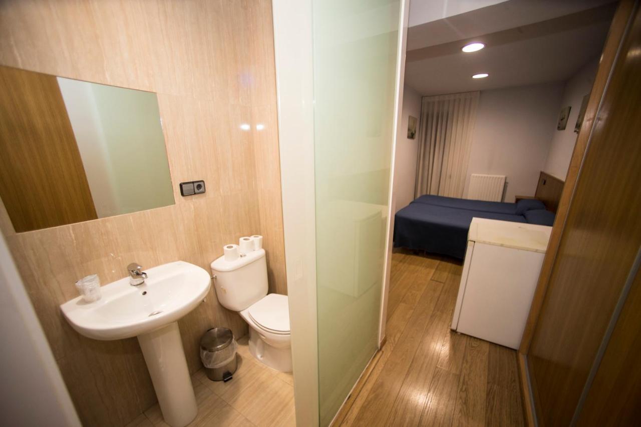 Hostal Caballeros Σορία Εξωτερικό φωτογραφία
