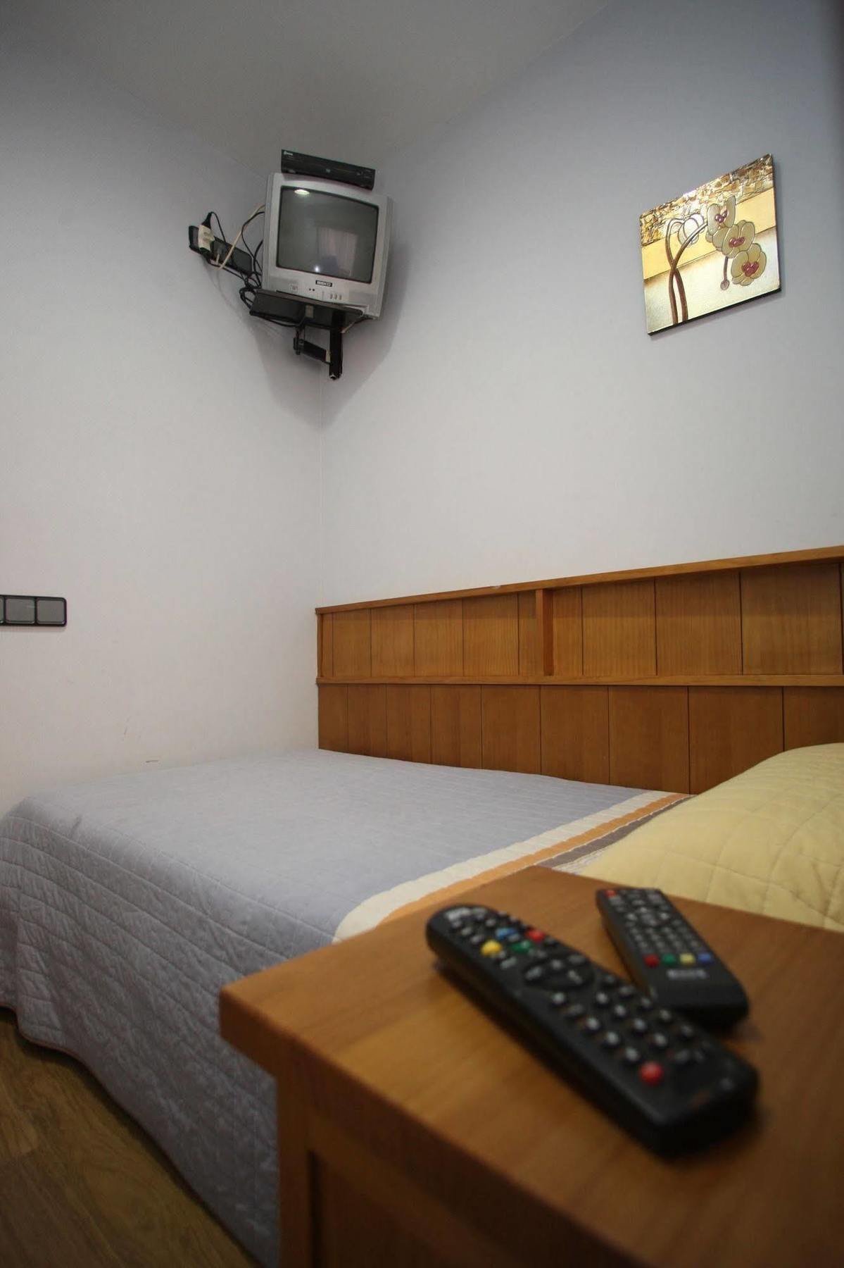 Hostal Caballeros Σορία Εξωτερικό φωτογραφία