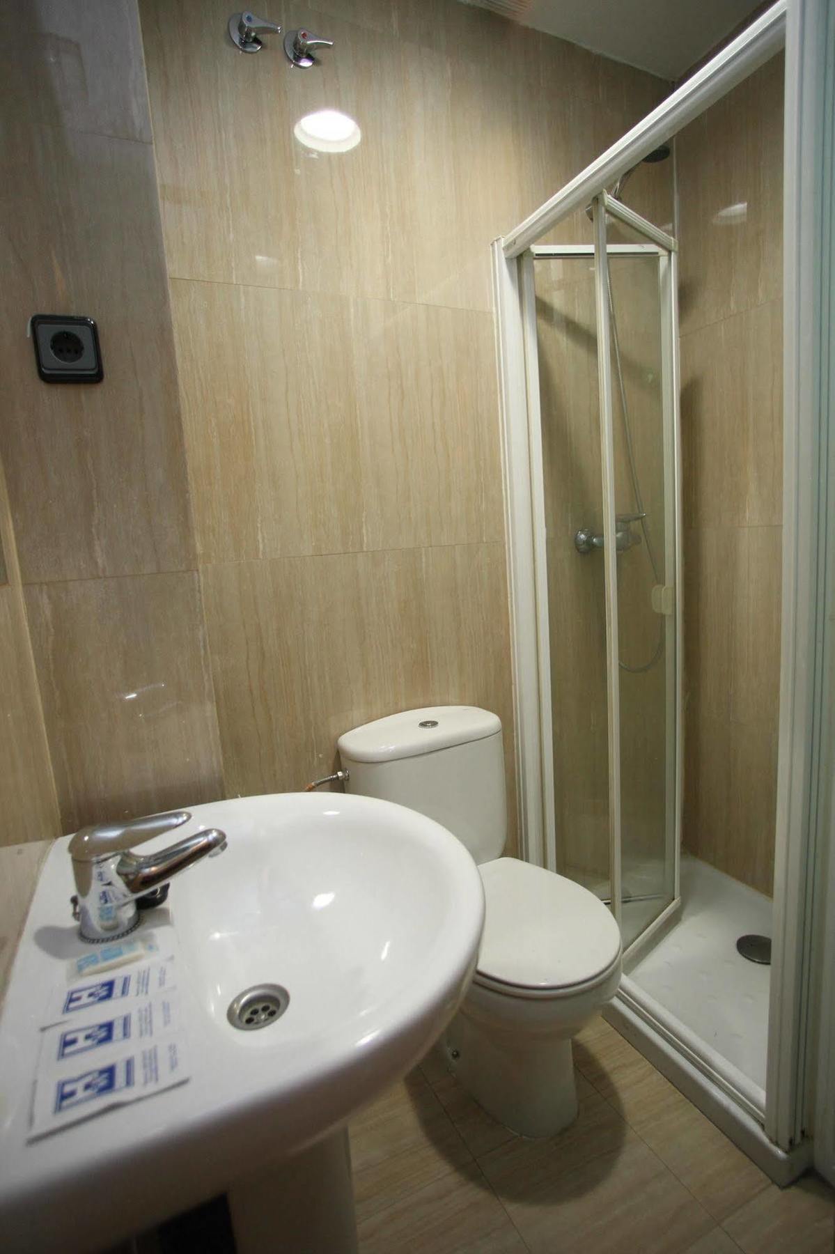 Hostal Caballeros Σορία Εξωτερικό φωτογραφία